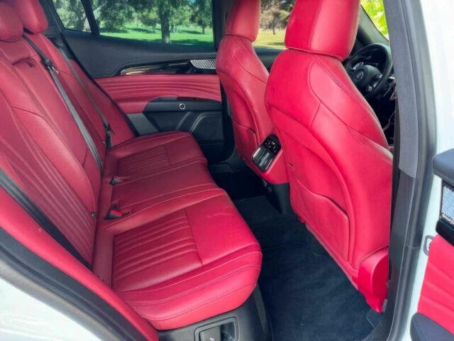 Мазерати Другая 2023 в Кропивницком (Кировограде) на Automoto.ua Белый Мазерати Другая, объемом двигателя 2 л и пробегом 27 тыс. км за 43000 $, фото 9 на Automoto.ua