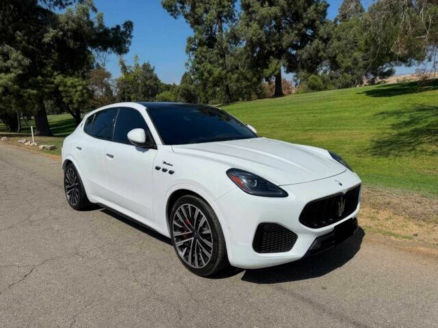 Мазерати Другая 2023 в Кропивницком (Кировограде) на Automoto.ua Белый Мазерати Другая, объемом двигателя 2 л и пробегом 27 тыс. км за 43000 $, фото 2 на Automoto.ua