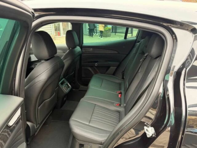 Черный Мазерати Другая, объемом двигателя 0 л и пробегом 2 тыс. км за 28900 $, фото 6 на Automoto.ua