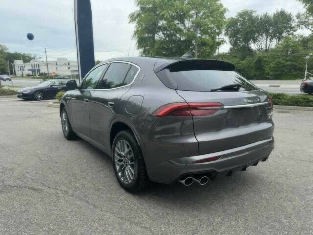 Мазерати Другая 2024 в Ровно на Automoto.ua Серый Мазерати Другая, объемом двигателя 2 л и пробегом 23 тыс. км за 43000 $, фото 3 на Automoto.ua