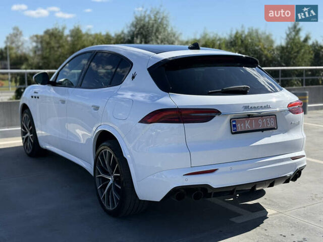 Білий Мазераті Grecale, об'ємом двигуна 2 л та пробігом 13 тис. км за 63000 $, фото 3 на Automoto.ua