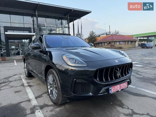 Черный Мазерати Grecale, объемом двигателя 2 л и пробегом 25 тыс. км за 48000 $, фото 3 на Automoto.ua
