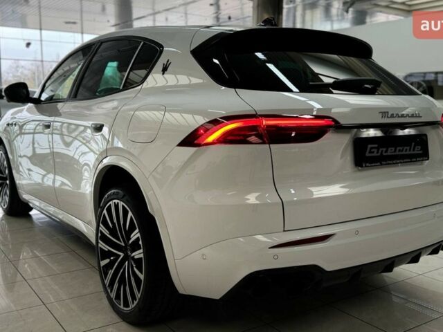 Мазерати Grecale, объемом двигателя 2 л и пробегом 0 тыс. км за 99242 $, фото 10 на Automoto.ua