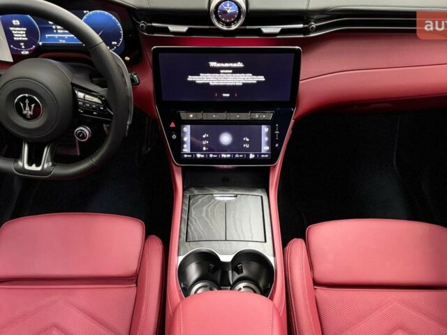 Мазерати Grecale, объемом двигателя 2 л и пробегом 0 тыс. км за 99242 $, фото 14 на Automoto.ua