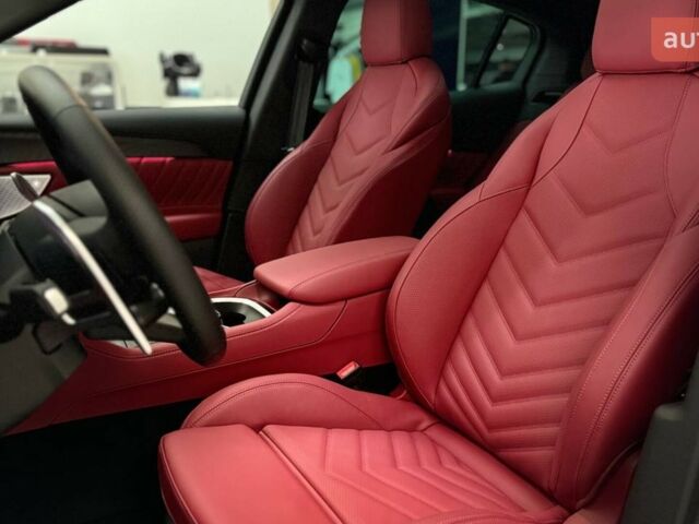 Мазерати Grecale, объемом двигателя 2 л и пробегом 0 тыс. км за 99242 $, фото 24 на Automoto.ua