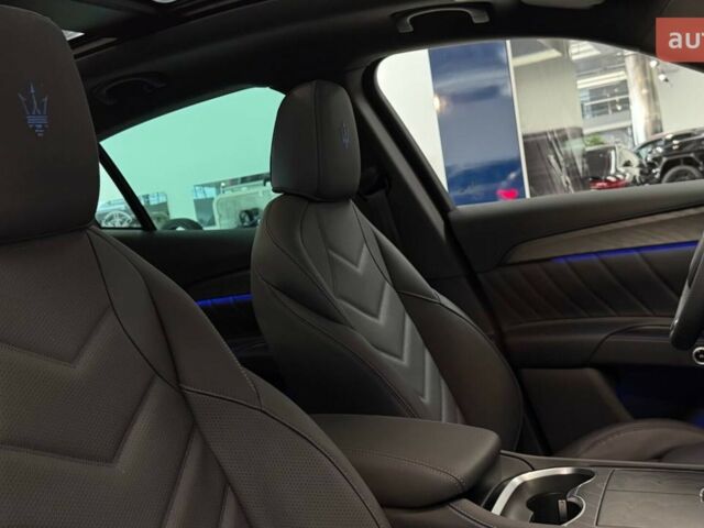 Мазерати Grecale, объемом двигателя 2 л и пробегом 0 тыс. км за 103837 $, фото 27 на Automoto.ua