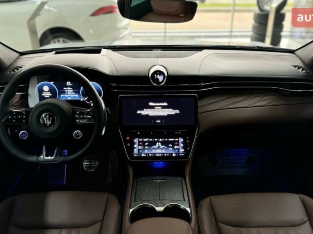 Мазерати Grecale, объемом двигателя 2 л и пробегом 0 тыс. км за 102596 $, фото 22 на Automoto.ua