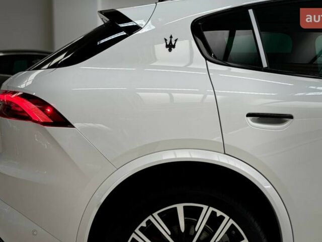 Мазерати Grecale, объемом двигателя 2 л и пробегом 0 тыс. км за 99242 $, фото 9 на Automoto.ua