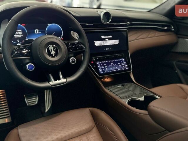 Мазераті Grecale, об'ємом двигуна 3 л та пробігом 0 тис. км за 147275 $, фото 22 на Automoto.ua