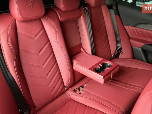 Мазерати Grecale, объемом двигателя 2 л и пробегом 0 тыс. км за 102914 $, фото 42 на Automoto.ua