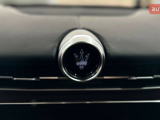 Мазераті Grecale, об'ємом двигуна 3 л та пробігом 0 тис. км за 146654 $, фото 51 на Automoto.ua