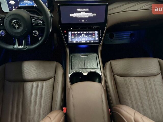 Мазерати Grecale, объемом двигателя 2 л и пробегом 0 тыс. км за 102596 $, фото 9 на Automoto.ua