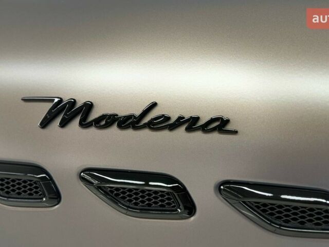 Мазерати Grecale, объемом двигателя 2 л и пробегом 0 тыс. км за 102596 $, фото 8 на Automoto.ua