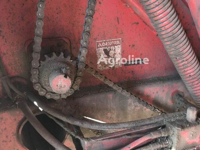 Красный Массей Фергюсон 1745, объемом двигателя 0 л и пробегом 0 тыс. км за 3835 $, фото 15 на Automoto.ua