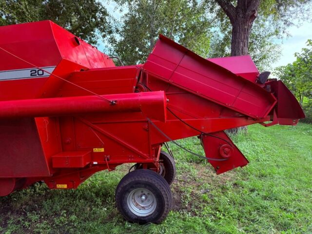 Червоний Массей Фергюсон 20, об'ємом двигуна 4.06 л та пробігом 10 тис. км за 20700 $, фото 2 на Automoto.ua