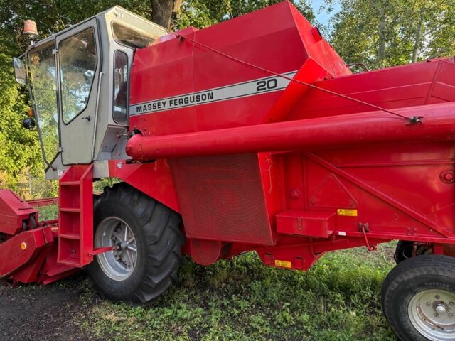 Червоний Массей Фергюсон 20, об'ємом двигуна 4.06 л та пробігом 10 тис. км за 20700 $, фото 4 на Automoto.ua