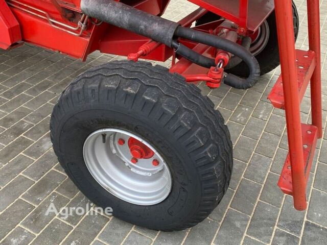 Красный Массей Фергюсон 240, объемом двигателя 0 л и пробегом 0 тыс. км за 15688 $, фото 14 на Automoto.ua