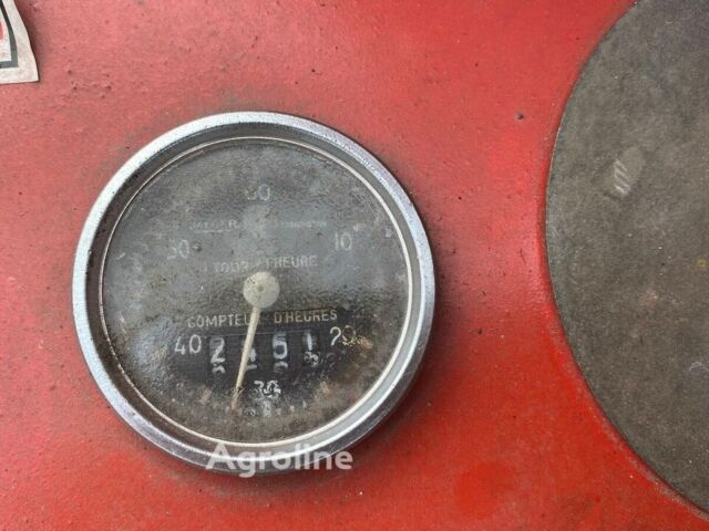 Красный Массей Фергюсон 240, объемом двигателя 0 л и пробегом 0 тыс. км за 15688 $, фото 9 на Automoto.ua