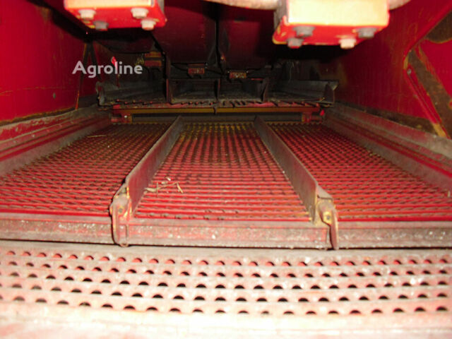 Красный Массей Фергюсон 330, объемом двигателя 0 л и пробегом 0 тыс. км за 20370 $, фото 22 на Automoto.ua