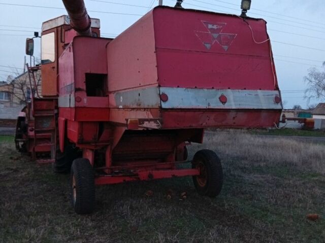 Червоний Массей Фергюсон 525, об'ємом двигуна 0 л та пробігом 100 тис. км за 5000 $, фото 1 на Automoto.ua