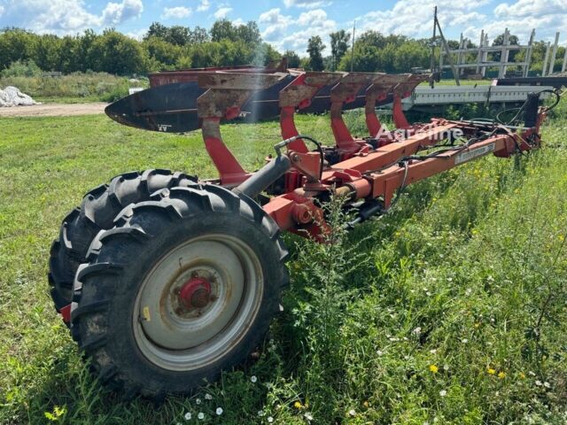 Червоний Массей Фергюсон 725, об'ємом двигуна 0 л та пробігом 0 тис. км за 8771 $, фото 3 на Automoto.ua