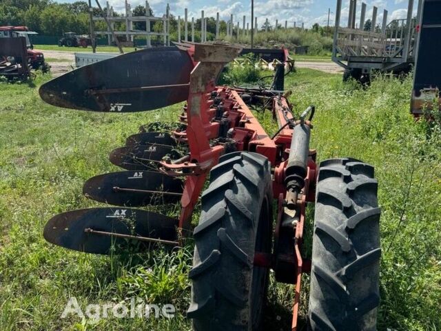 Червоний Массей Фергюсон 725, об'ємом двигуна 0 л та пробігом 0 тис. км за 8771 $, фото 2 на Automoto.ua