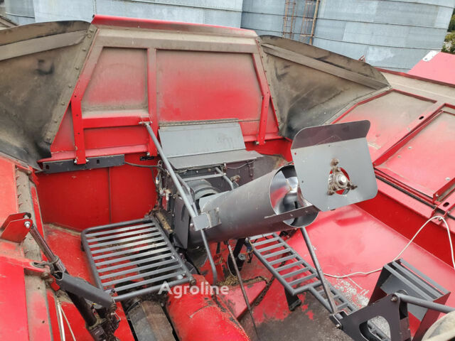 Красный Массей Фергюсон 9795, объемом двигателя 0 л и пробегом 0 тыс. км за 78103 $, фото 4 на Automoto.ua