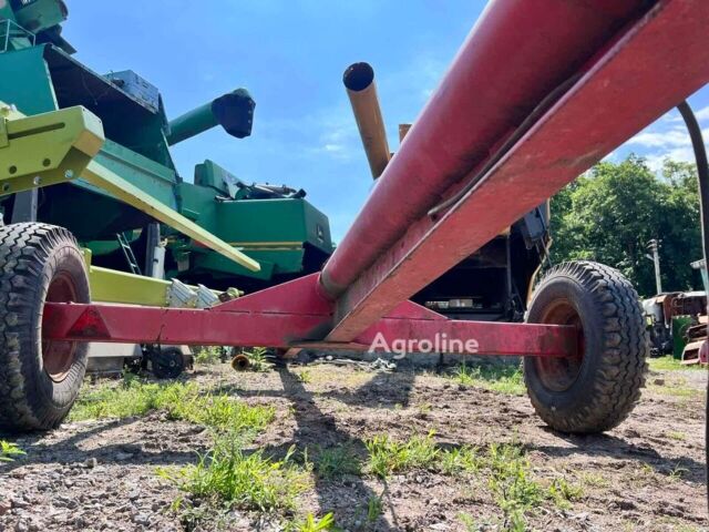 Красный Массей Фергюсон Другая, объемом двигателя 0 л и пробегом 0 тыс. км за 82555 $, фото 2 на Automoto.ua