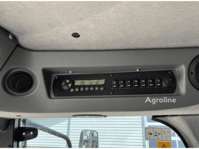 Красный Массей Фергюсон Другая, объемом двигателя 0 л и пробегом 0 тыс. км за 100789 $, фото 11 на Automoto.ua