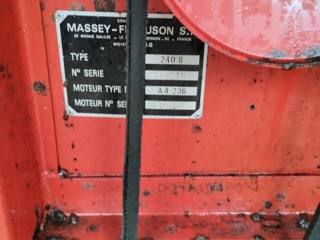 Массей Фергюсон Другая, объемом двигателя 3.86 л и пробегом 0 тыс. км за 15000 $, фото 4 на Automoto.ua