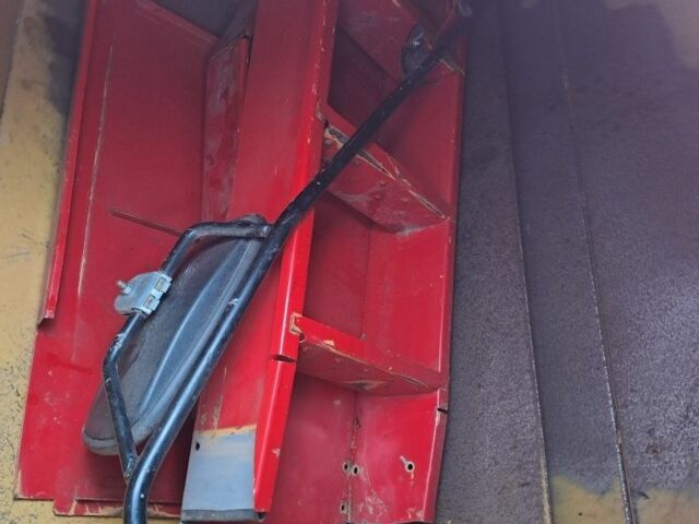 Массей Фергюсон Другая 1985 у Житомирі на Automoto.ua Массей Фергюсон Другая, об'ємом двигуна 0 л та пробігом 0 тис. км за 18200 $, фото 10 на Automoto.ua