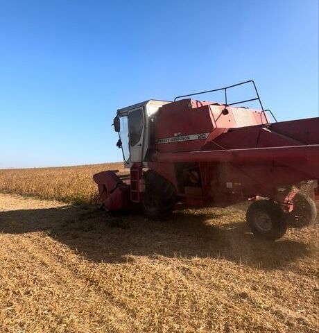 Массей Фергюсон Другая, объемом двигателя 4 л и пробегом 3 тыс. км за 14800 $, фото 1 на Automoto.ua