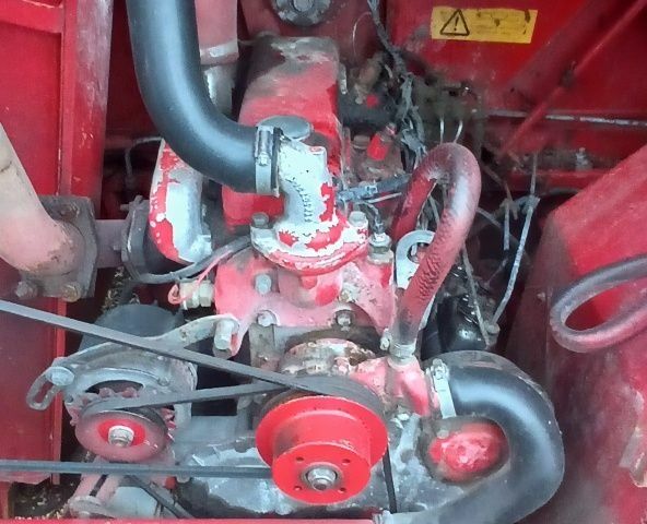 Массей Фергюсон Другая 1990 в Кельменцах на Automoto.ua Массей Фергюсон Другая, объемом двигателя 0 л и пробегом 0 тыс. км за 15300 $, фото 3 на Automoto.ua