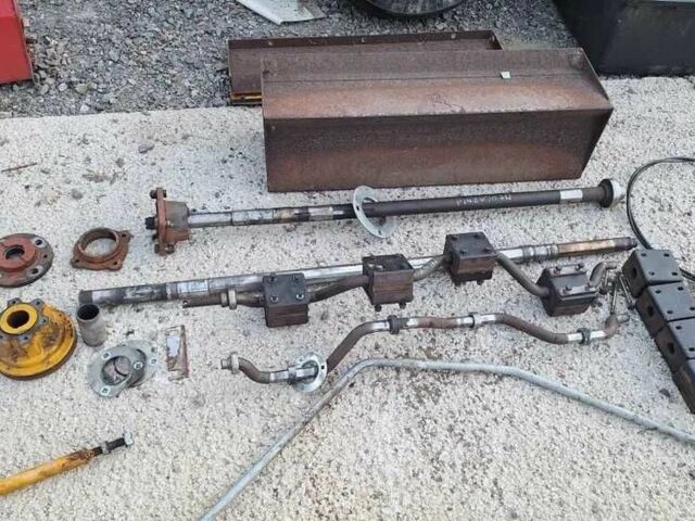 Массей Фергюсон Другая, объемом двигателя 3.8 л и пробегом 120 тыс. км за 2800 $, фото 5 на Automoto.ua