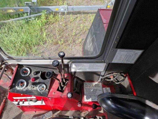 Массей Фергюсон Другая 1988 у Звенигородка на Automoto.ua Массей Фергюсон Другая, об'ємом двигуна 0 л та пробігом 0 тис. км за 23593 $, фото 7 на Automoto.ua