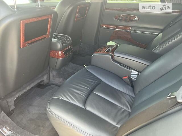 Черный Майбах 57, объемом двигателя 5.5 л и пробегом 56 тыс. км за 87000 $, фото 10 на Automoto.ua