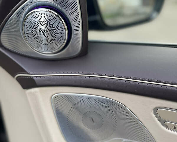 Майбах С600, объемом двигателя 0 л и пробегом 189 тыс. км за 75000 $, фото 20 на Automoto.ua