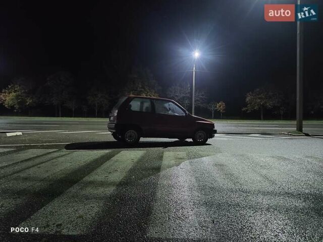 Красный Мазда 121, объемом двигателя 1.3 л и пробегом 290 тыс. км за 850 $, фото 4 на Automoto.ua