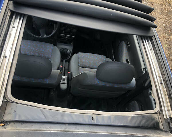 Мазда 121, об'ємом двигуна 1.3 л та пробігом 173 тис. км за 1100 $, фото 6 на Automoto.ua