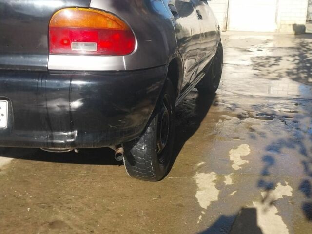 Серый Мазда 121, объемом двигателя 0 л и пробегом 250 тыс. км за 1700 $, фото 2 на Automoto.ua