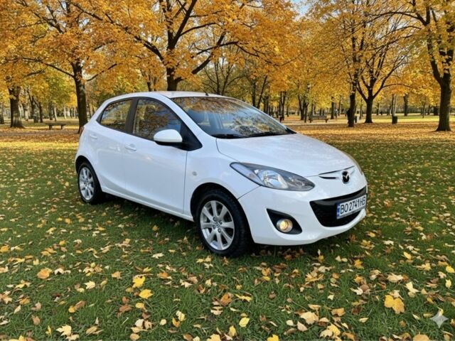 Білий Мазда 2, об'ємом двигуна 1.5 л та пробігом 139 тис. км за 5900 $, фото 6 на Automoto.ua