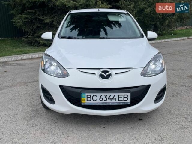 Белый Мазда 2, объемом двигателя 1.5 л и пробегом 74 тыс. км за 8150 $, фото 2 на Automoto.ua