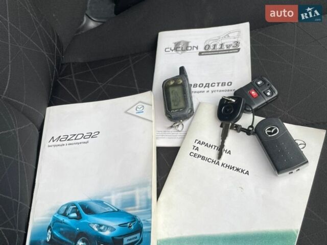 Белый Мазда 2, объемом двигателя 1.5 л и пробегом 74 тыс. км за 8150 $, фото 13 на Automoto.ua