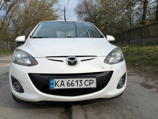 Білий Мазда 2, об'ємом двигуна 1.5 л та пробігом 194 тис. км за 8700 $, фото 6 на Automoto.ua