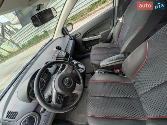 Білий Мазда 2, об'ємом двигуна 1.5 л та пробігом 194 тис. км за 8700 $, фото 13 на Automoto.ua