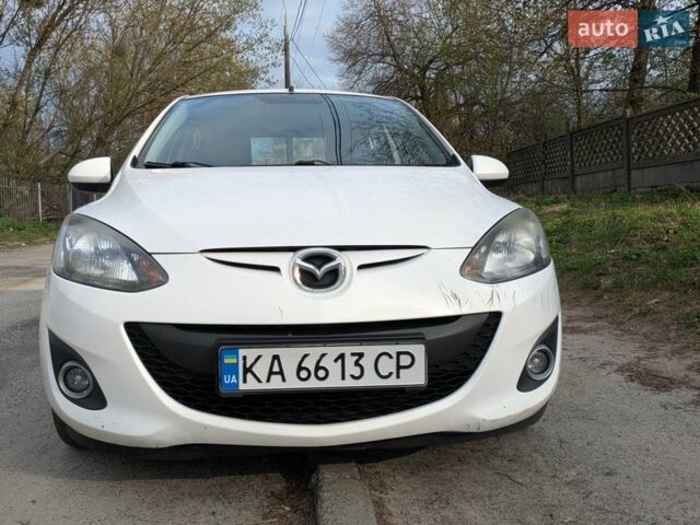 Белый Мазда 2, объемом двигателя 1.5 л и пробегом 194 тыс. км за 8700 $, фото 6 на Automoto.ua