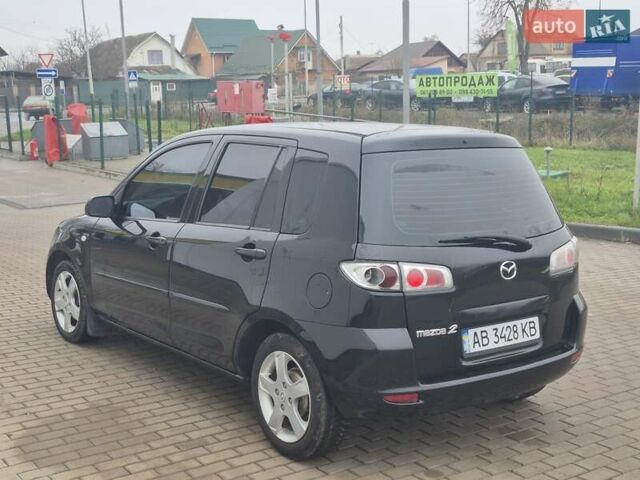 Черный Мазда 2, объемом двигателя 1.39 л и пробегом 240 тыс. км за 3500 $, фото 2 на Automoto.ua