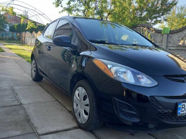 Черный Мазда 2, объемом двигателя 1.5 л и пробегом 200 тыс. км за 5000 $, фото 2 на Automoto.ua