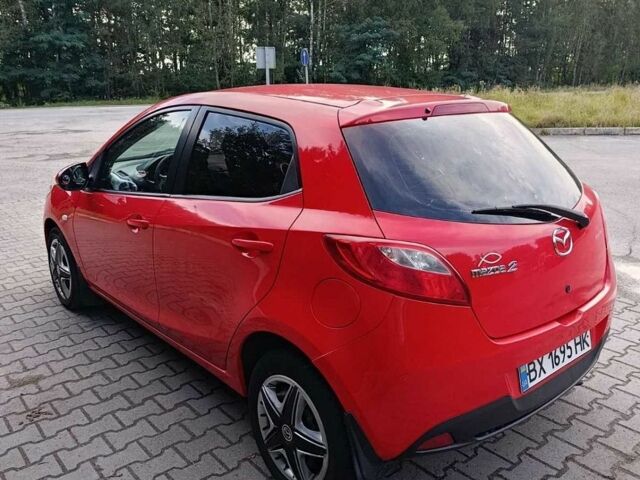 Червоний Мазда 2, об'ємом двигуна 1.5 л та пробігом 280 тис. км за 5600 $, фото 1 на Automoto.ua