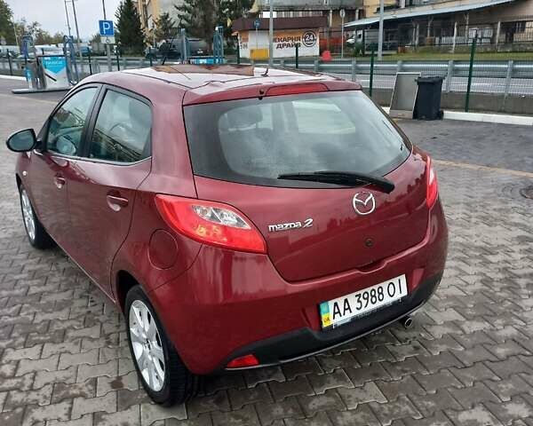 Мазда 2 2014 в Киеве на Automoto.ua Красный Мазда 2, объемом двигателя 1.5 л и пробегом 81 тыс. км за 9000 $, фото 3 на Automoto.ua
